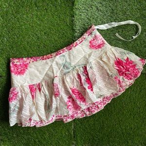 Floral Abercrombie & Fitch skirt